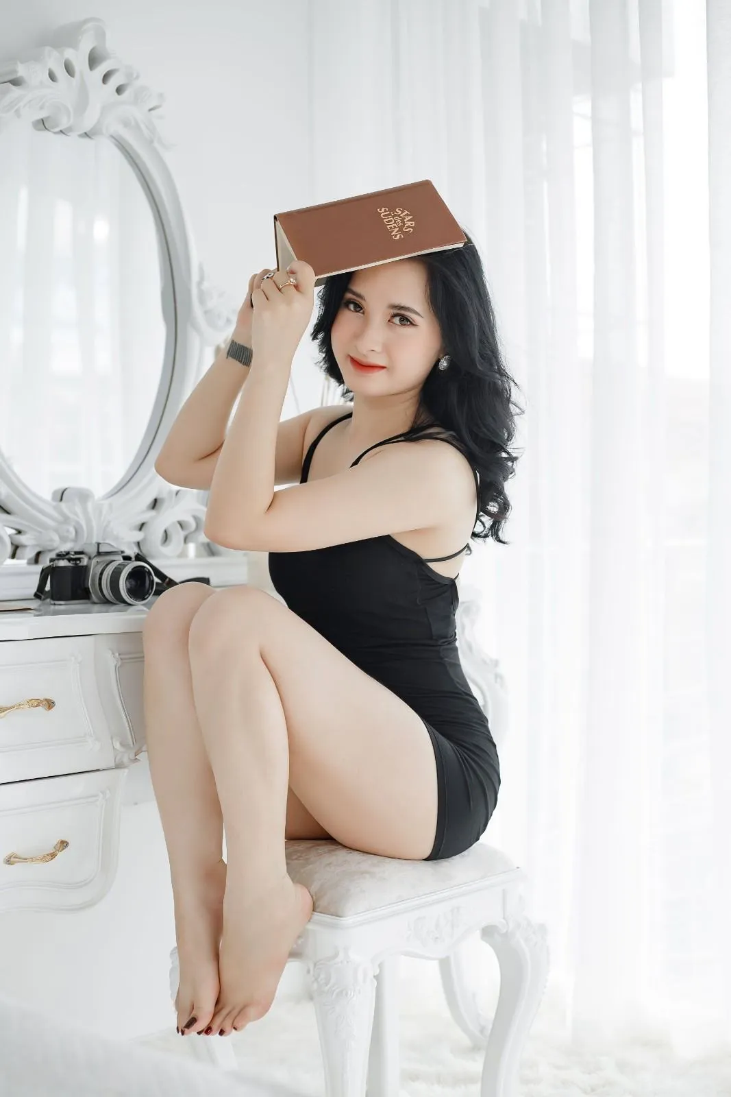 CallMeChat online dating profile open to meeting new people